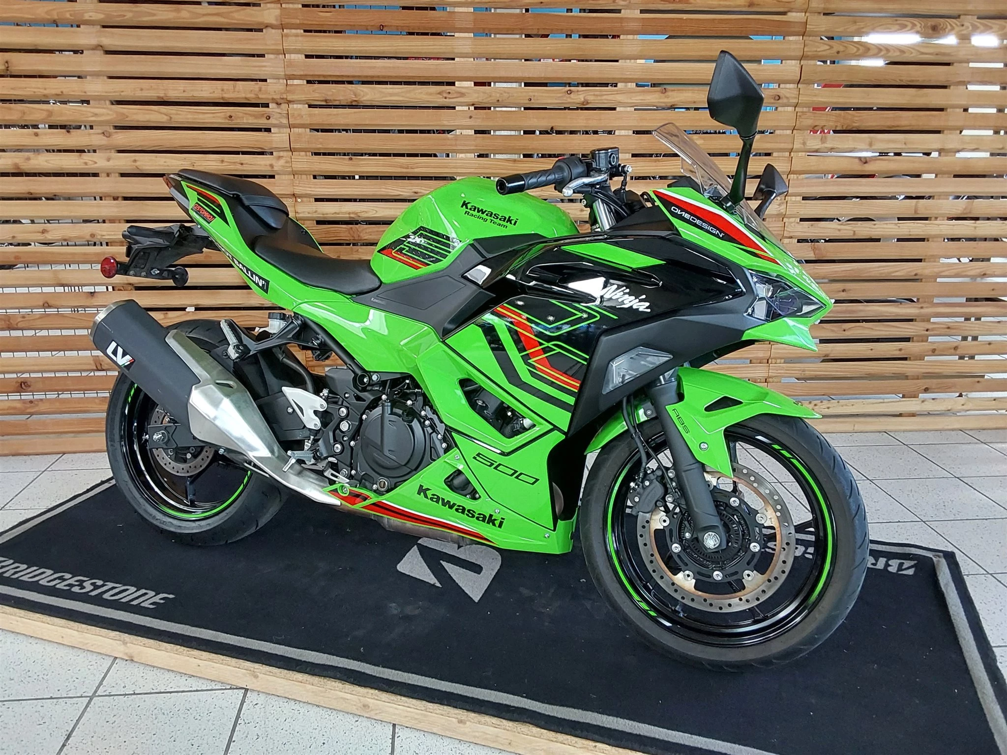Kawasaki Ninja 500 SE 
