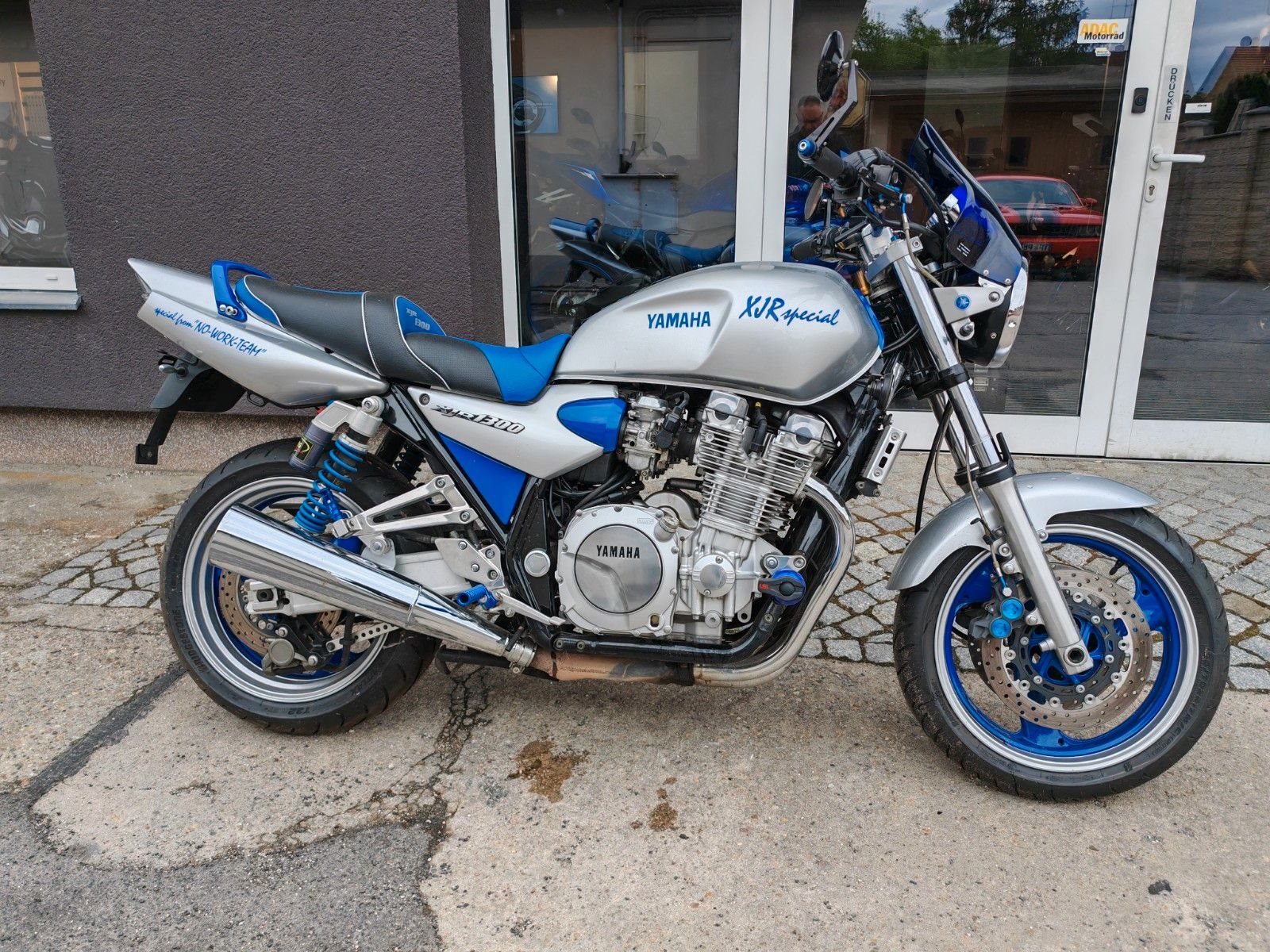 Yamaha XJR 1300