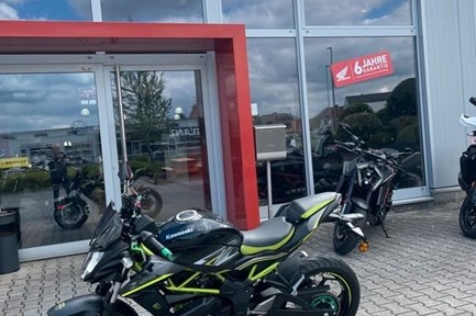 Kawasaki Z125