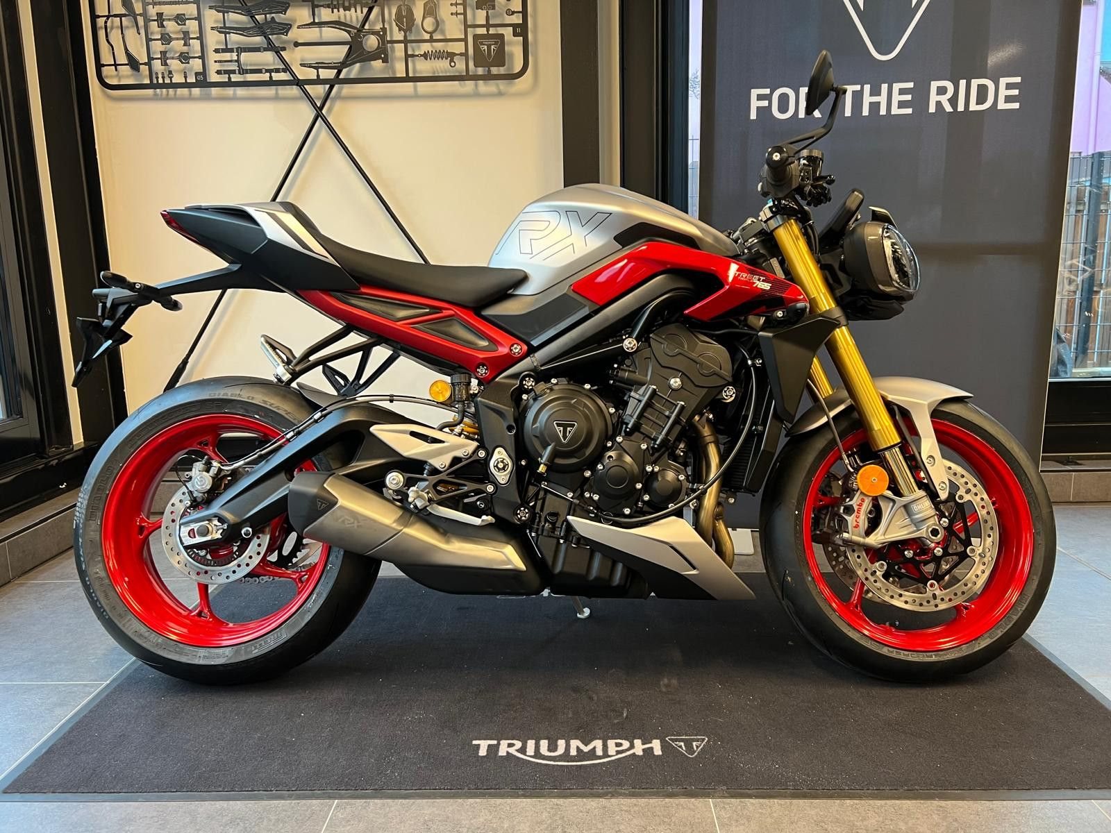 Triumph Street Triple RX