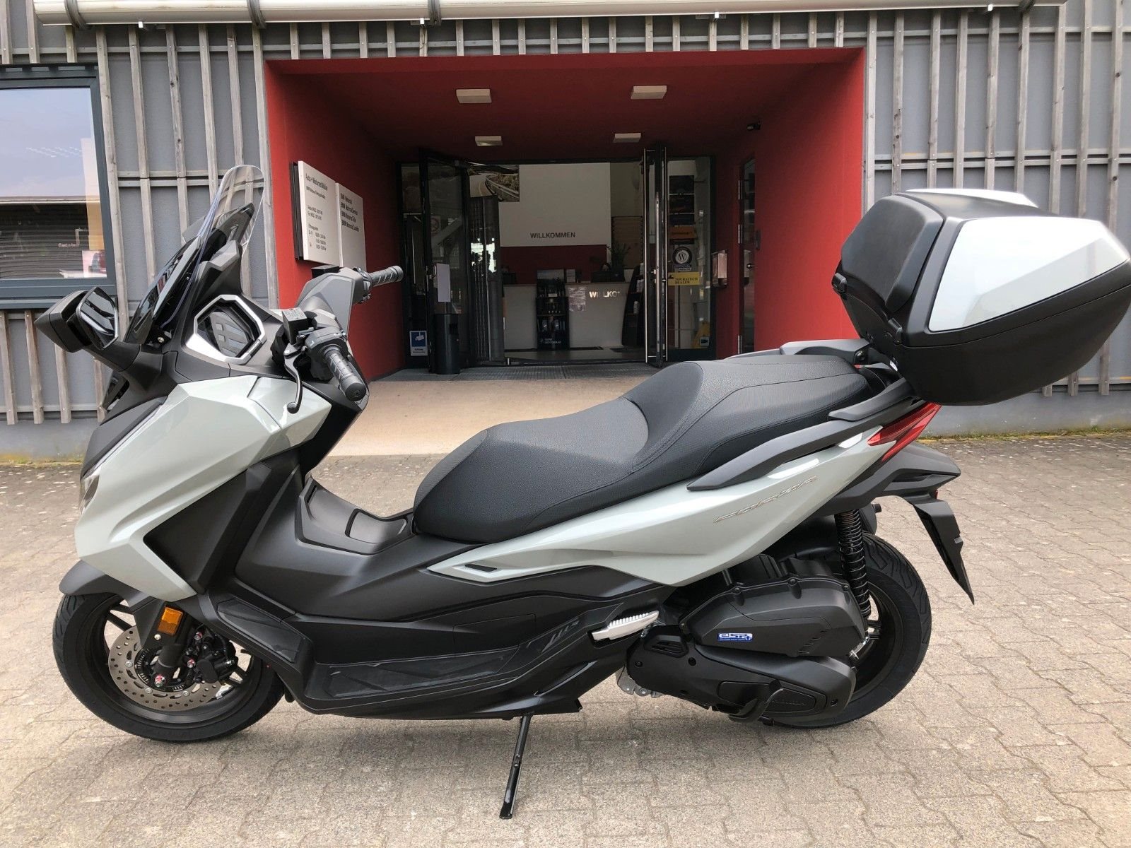 Honda Forza 125