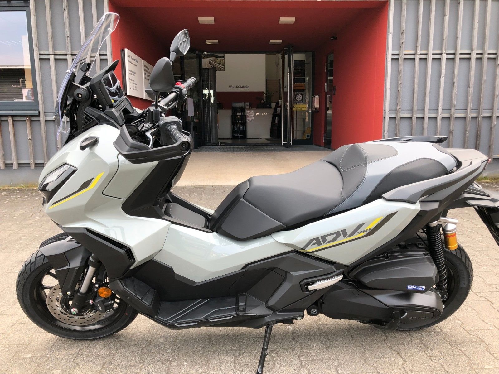 Honda ADV350 Special Edition