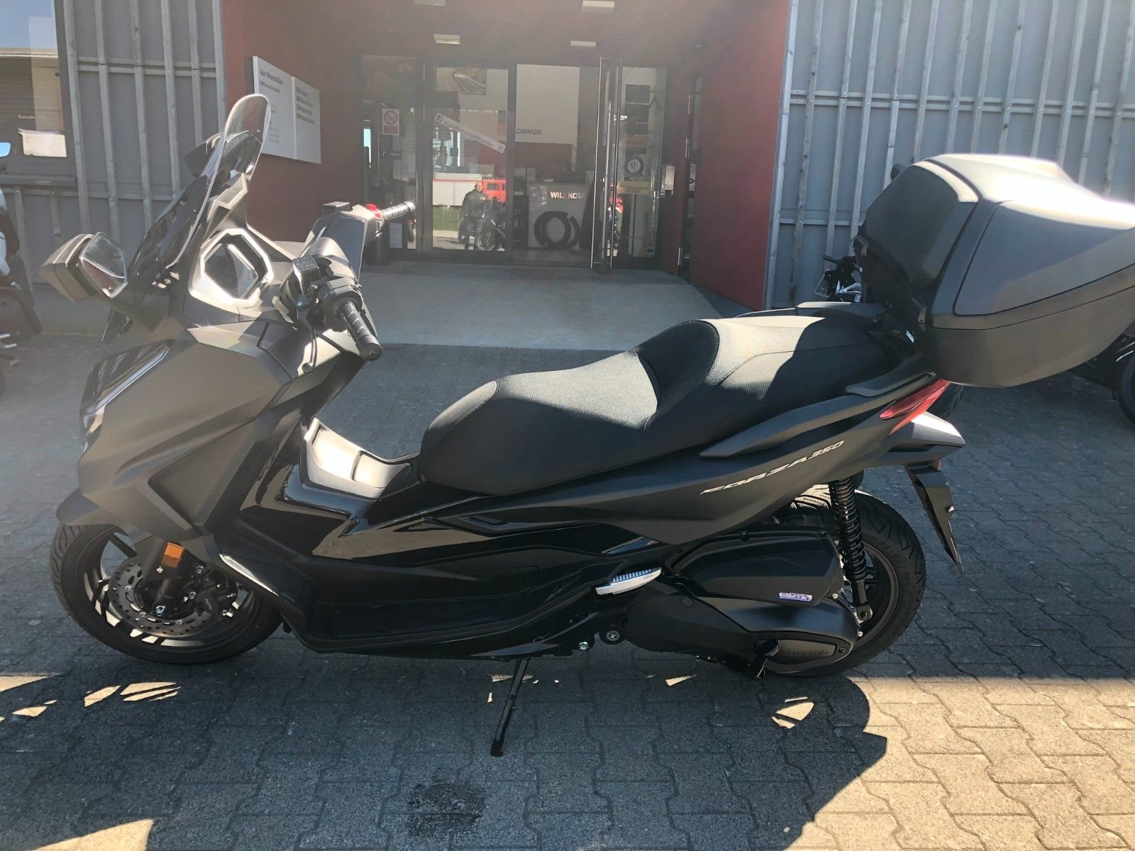 Honda Forza 350