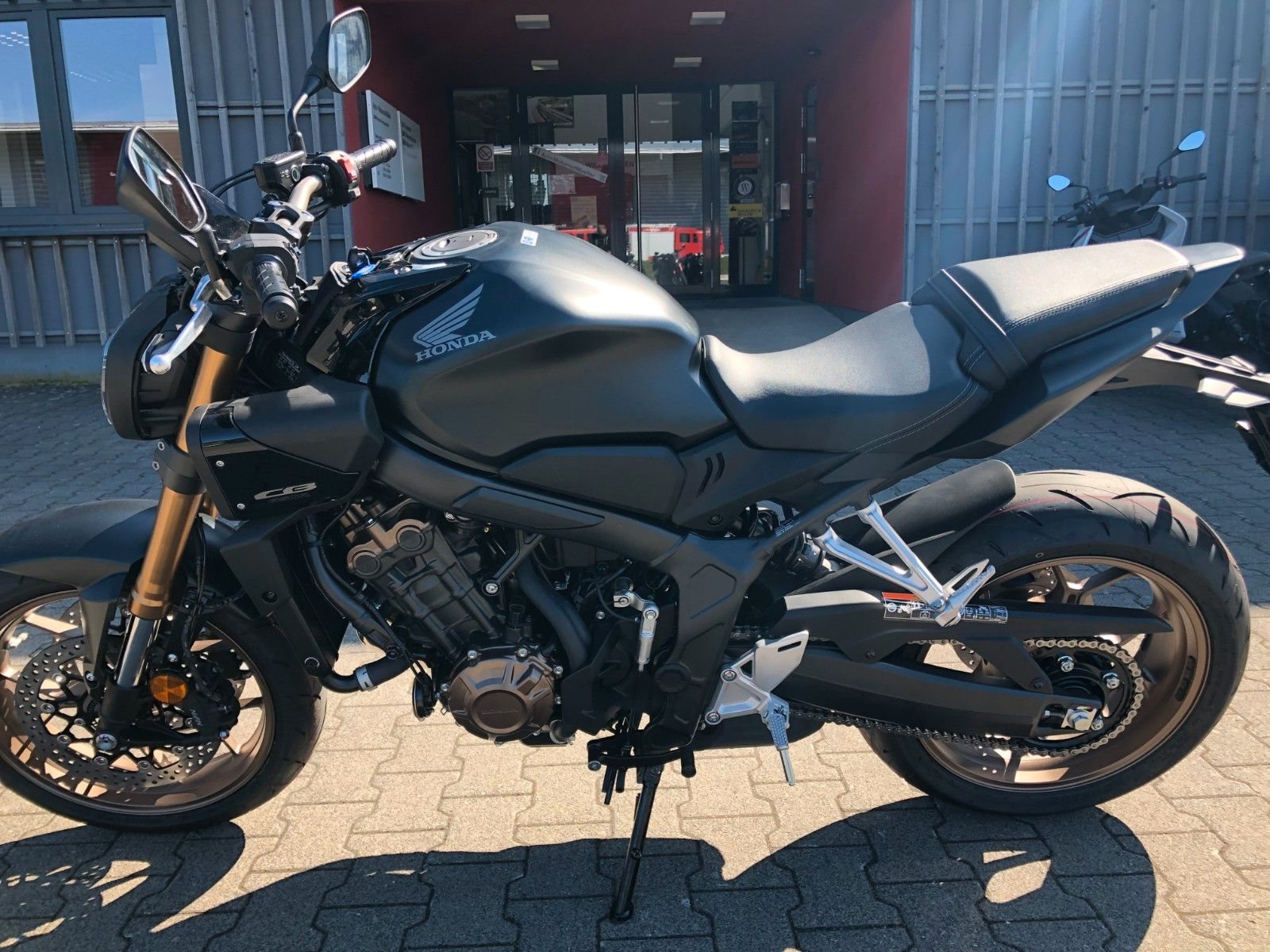 Honda CB650R E-Clutch