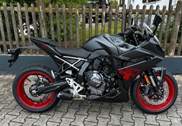 Neumotorrad Suzuki GSX-8R