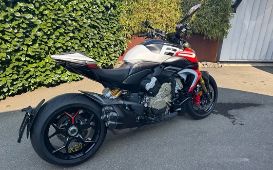 Gebrauchtmotorrad Ducati Diavel V4 RS - Bild 2