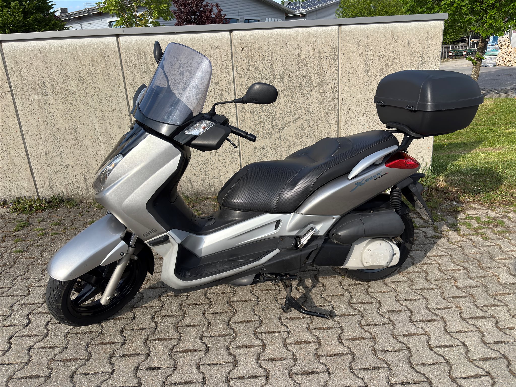 Yamaha X-Max 250 