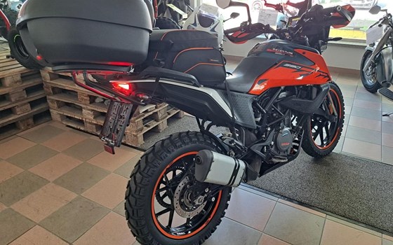 Gebrauchtmotorrad KTM 390 Adventure - Bild 4