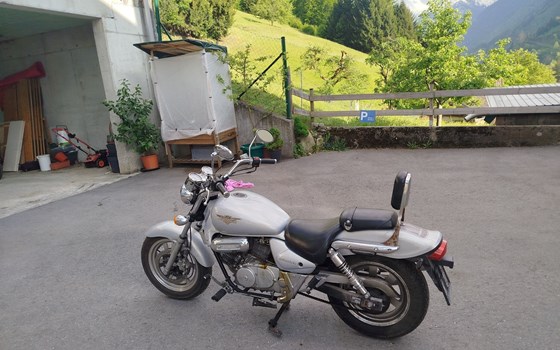Gebrauchtmotorrad Hyosung Aquila 125 - Bild 2