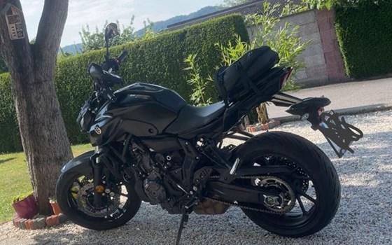 Gebrauchtmotorrad Yamaha MT-07 - Bild 1