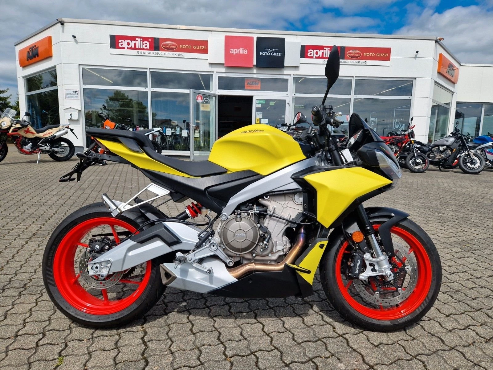 Aprilia Tuono 660 Factory 