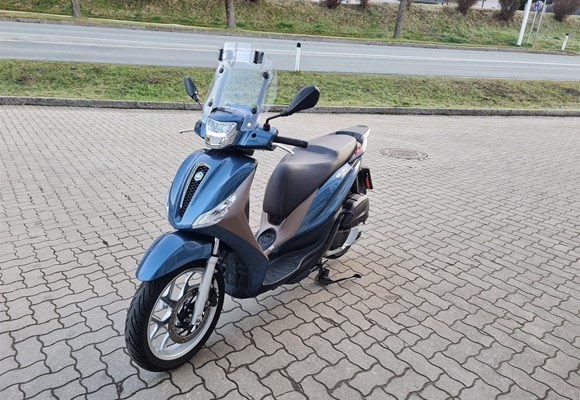 Piaggio Medley 150