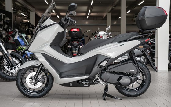 Neufahrzeug Kymco Sky Town 125i ABS - Bild 4