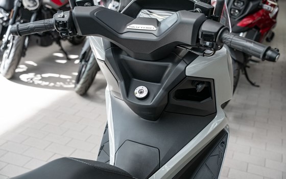 Neufahrzeug Kymco Sky Town 125i ABS - Bild 8