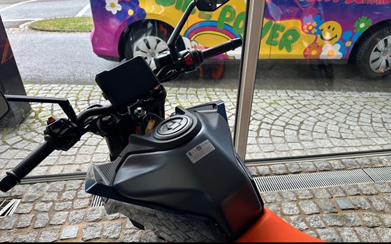 Neufahrzeug KTM 390 Duke - Bild 11