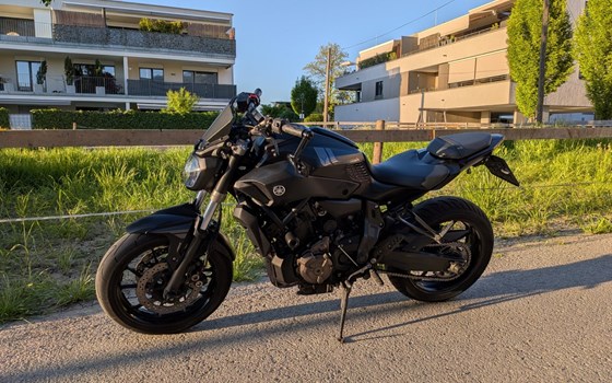 Gebrauchtmotorrad Yamaha MT-07 - Bild 1