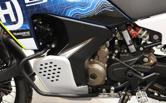 Gebrauchtmotorrad Husqvarna Norden 901 Expedition - Bild 8