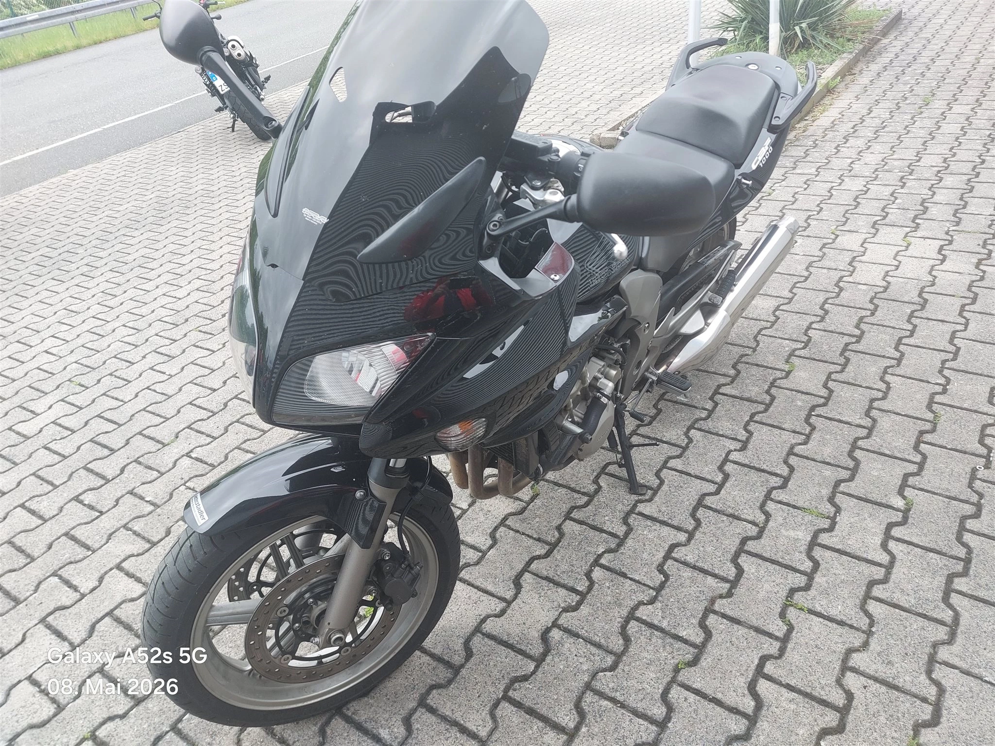 Honda CB1000F