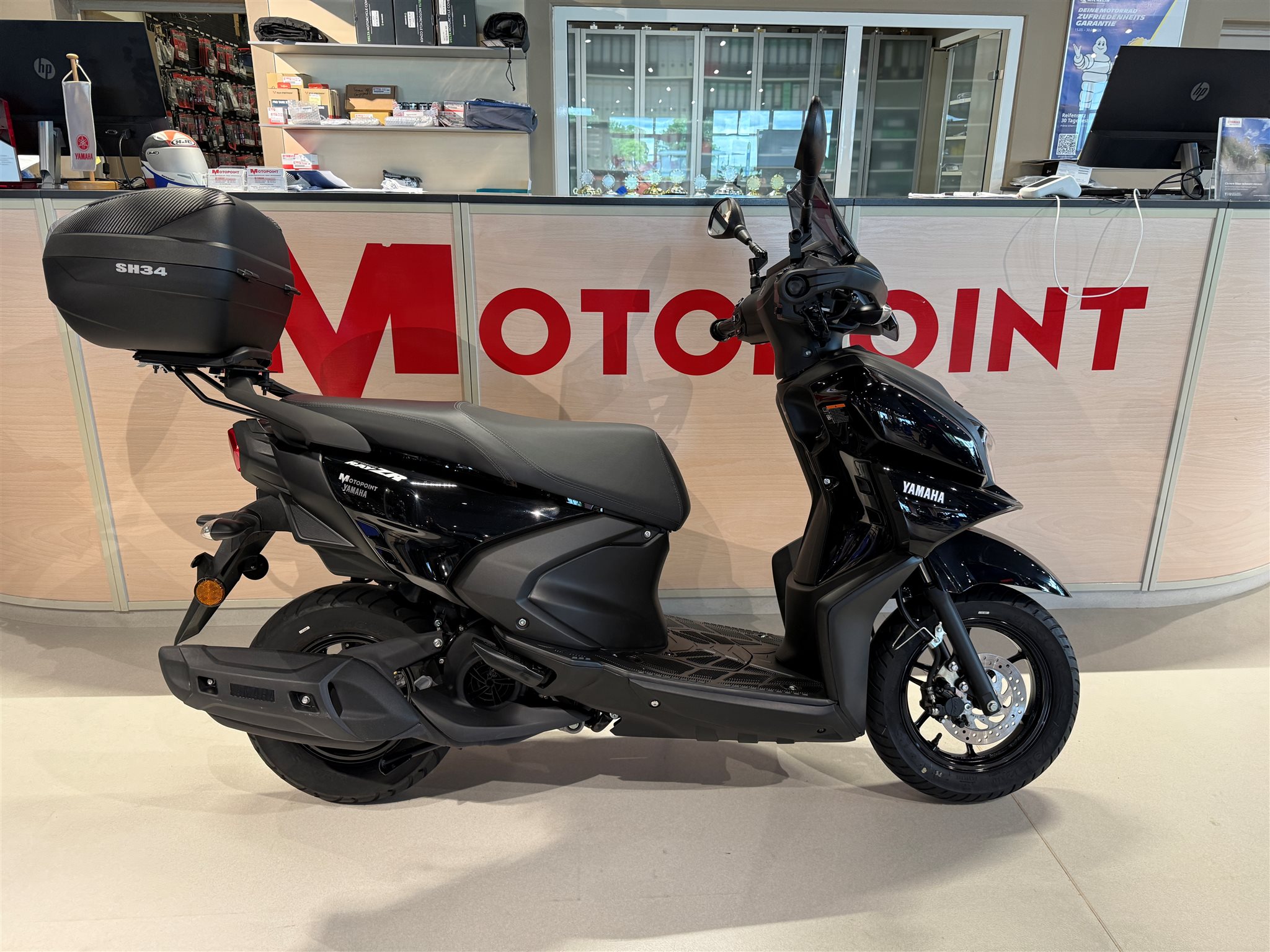 Yamaha RayZR