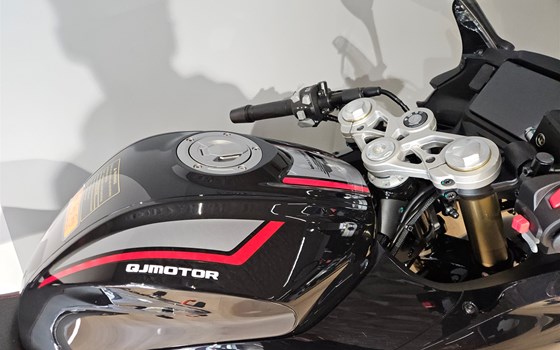 Neufahrzeug QJ Motor SRK 125 R - Bild 4