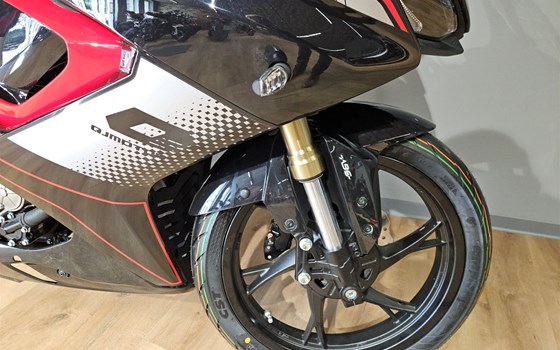 Neufahrzeug QJ Motor SRK 125 R - Bild 6