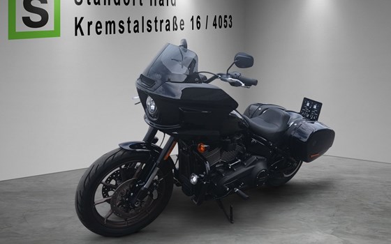 Gebrauchtmotorrad Harley-Davidson Softail Low Rider ST - Bild 1