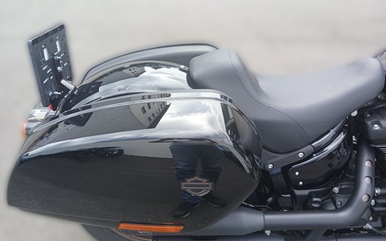 Gebrauchtmotorrad Harley-Davidson Softail Low Rider ST - Bild 11