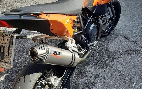 Gebrauchtmotorrad KTM 690 Supermoto - Bild 2