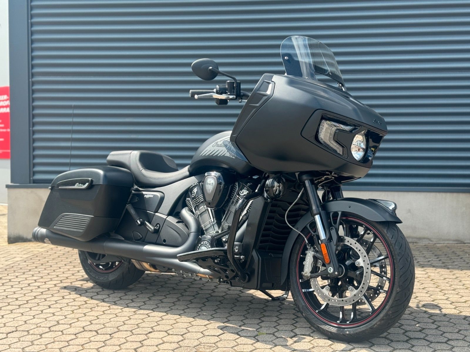 Indian Challenger Dark Horse
