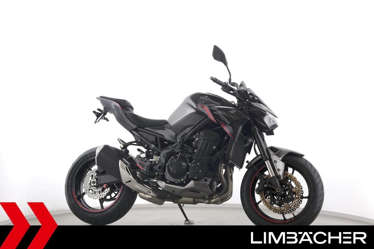 Kawasaki Z900