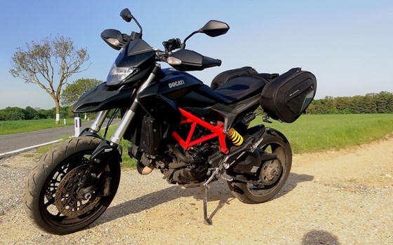 Gebrauchtmotorrad Ducati Hypermotard 821 - Bild 1
