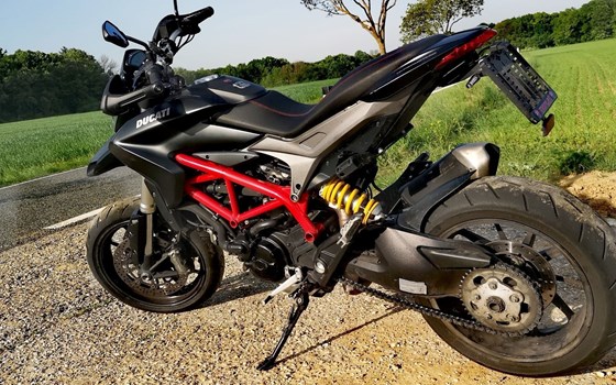 Gebrauchtmotorrad Ducati Hypermotard 821 - Bild 9
