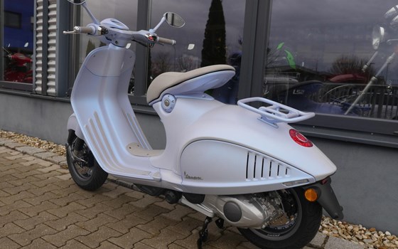 Neufahrzeug Vespa 946 Snake - Bild 6