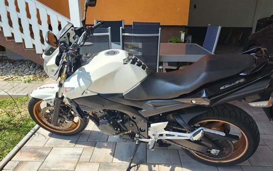 Gebrauchtmotorrad Suzuki GSR 600 - Bild 3
