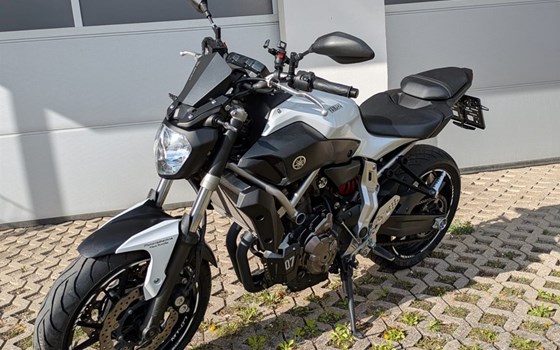 Gebrauchtmotorrad Yamaha MT-07 - Bild 1