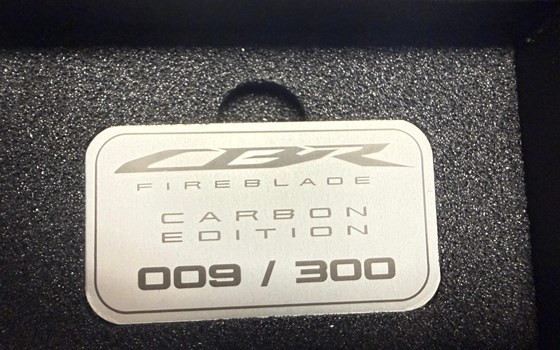 Gebrauchtmotorrad Honda CBR1000RR-R Fireblade SP Carbon Edition - Bild 5