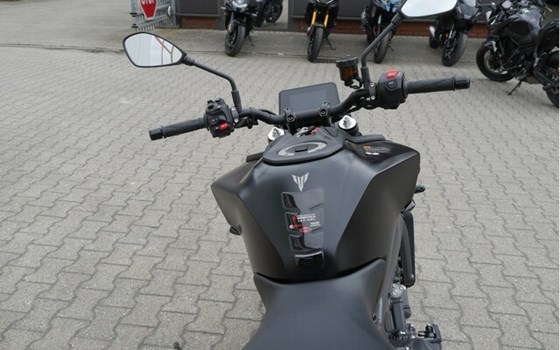 Gebrauchtmotorrad Yamaha MT-09 - Bild 10