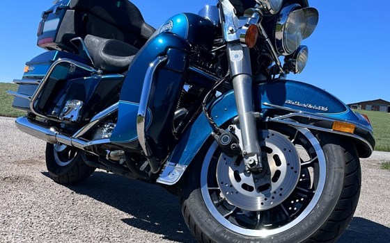 Gebrauchtmotorrad Harley-Davidson Electra Glide Classic FLHTC - Bild 6