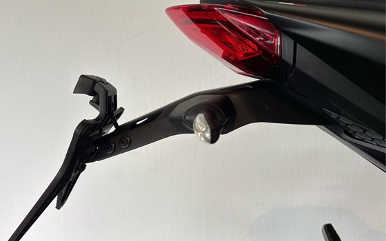 Gebrauchtmotorrad Ducati Monster + - Bild 3