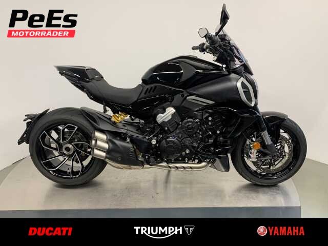 Ducati Diavel V4