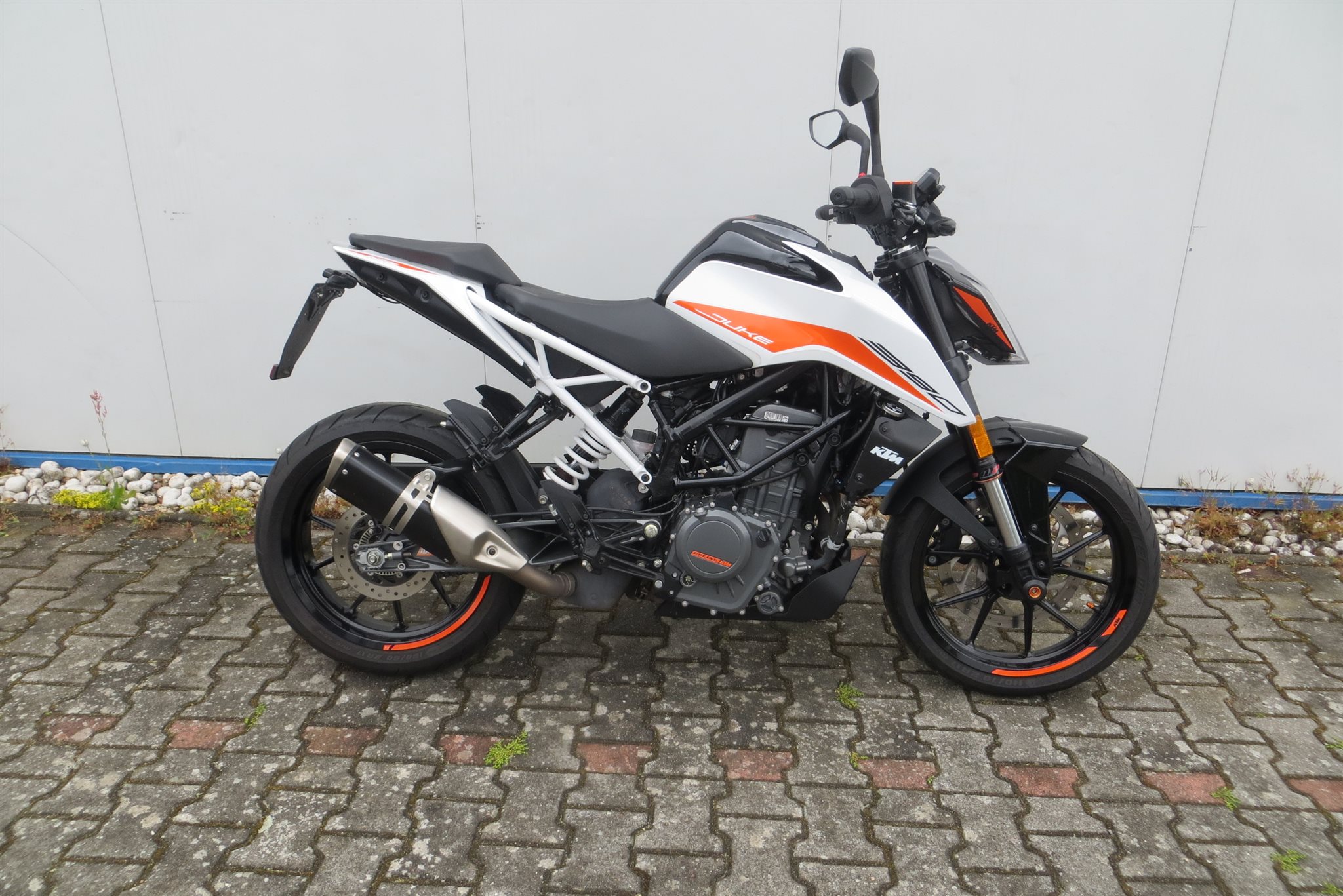 KTM 390 Duke