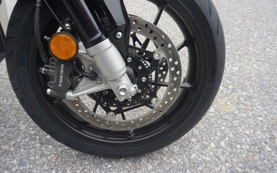Gebrauchtmotorrad Honda VFR800X Crossrunner - Bild 6