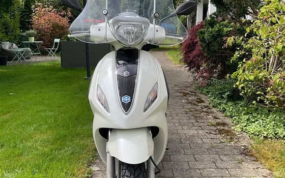 Motorrad Occasion Piaggio Fly 125 - Bild 5