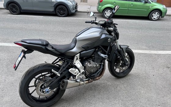 Gebrauchtmotorrad Yamaha MT-07 - Bild 3