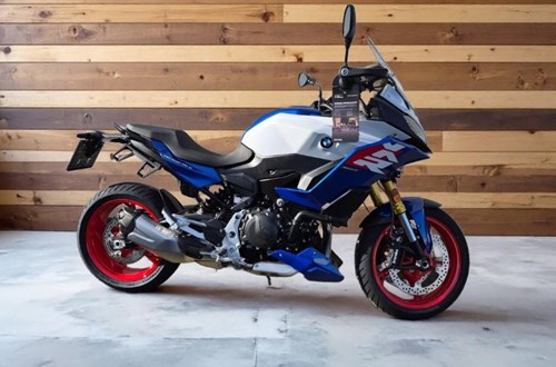 BMW F 900 XR
