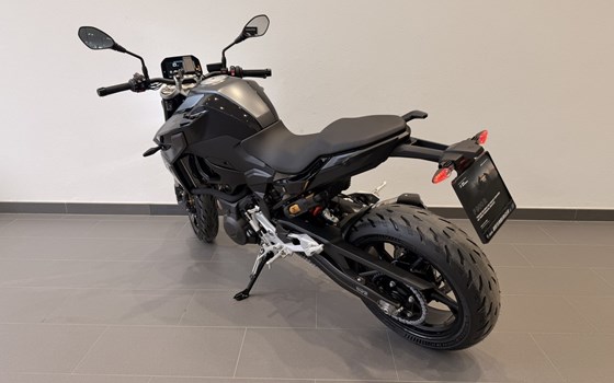 Neufahrzeug BMW F 900 R - Bild 10