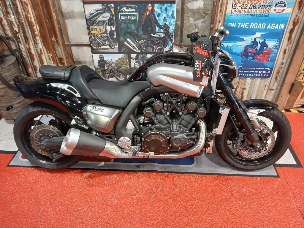 Yamaha V-MAX