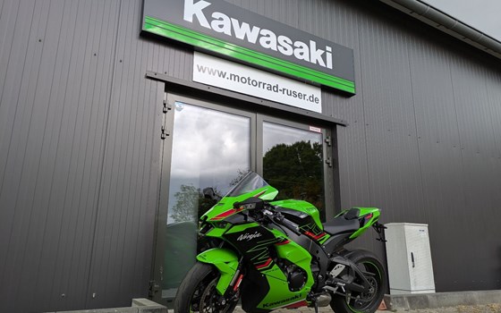 Gebrauchtmotorrad Kawasaki Ninja ZX-10R - Bild 1