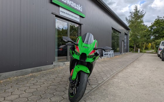 Gebrauchtmotorrad Kawasaki Ninja ZX-10R - Bild 11