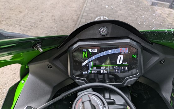 Gebrauchtmotorrad Kawasaki Ninja ZX-10R - Bild 14